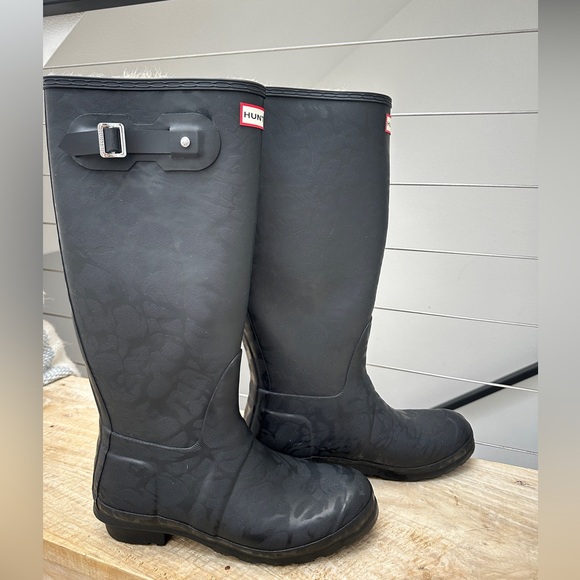 Rare HUNTER black textured tall rain boots winter snow vacation athleisure 9 - Picture 4 of 12